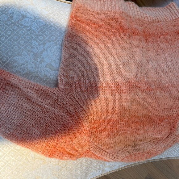 Apricot colored Maje sweater size 1 - Picture 4 of 5